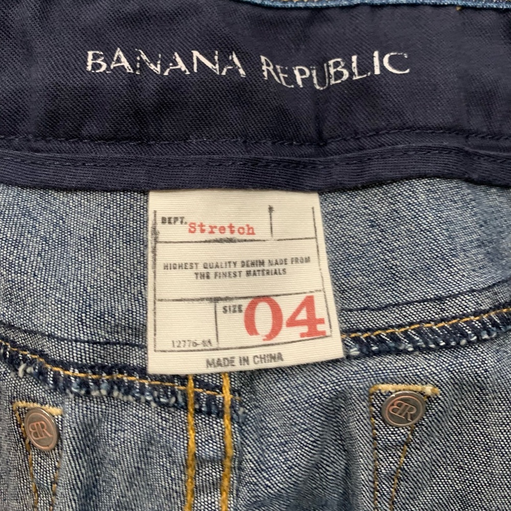 Banana Republic Bermuda Jean Shorts Size 4 Modest Shorts Spring Beach Vacation - Picture 3 of 11